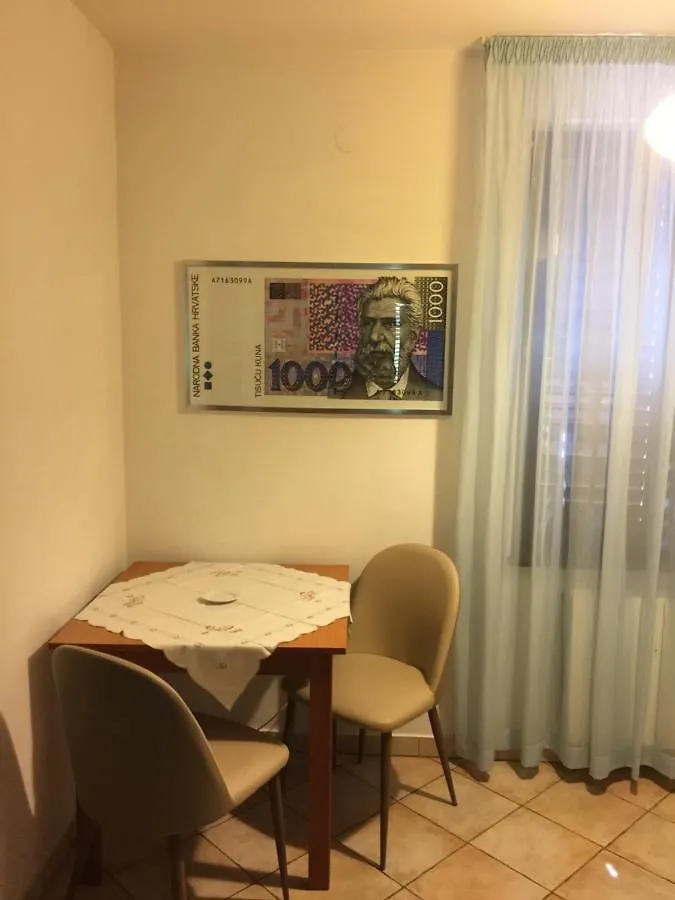 Apartman Vacation Home Lucija Slatina  Horvátország
