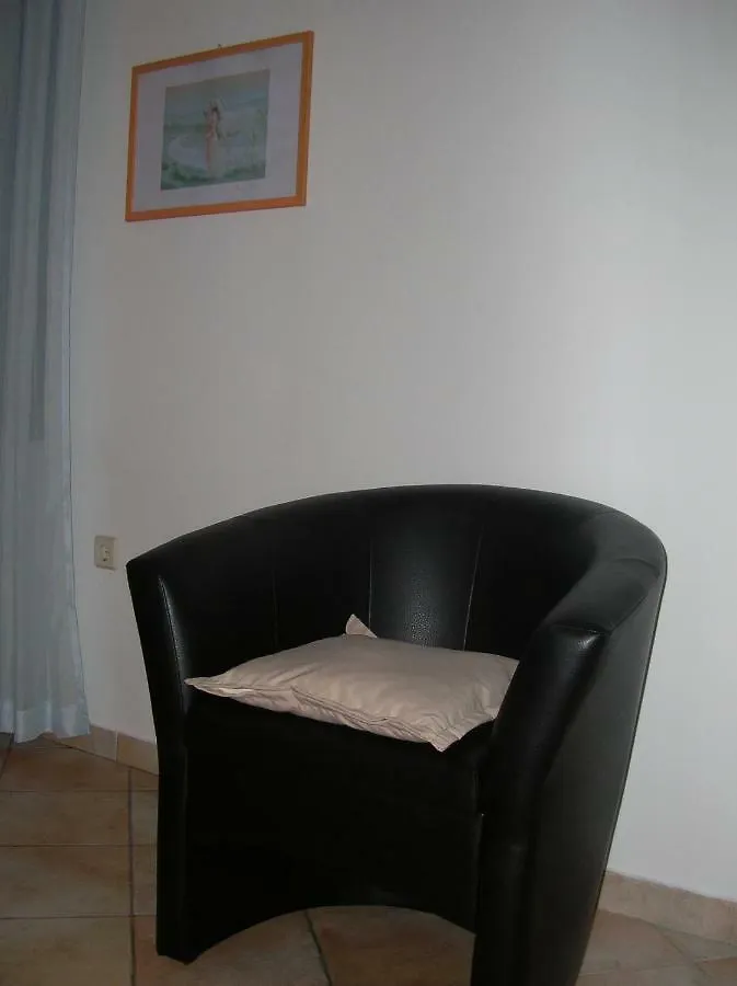 Apartman Vacation Home Lucija Slatina